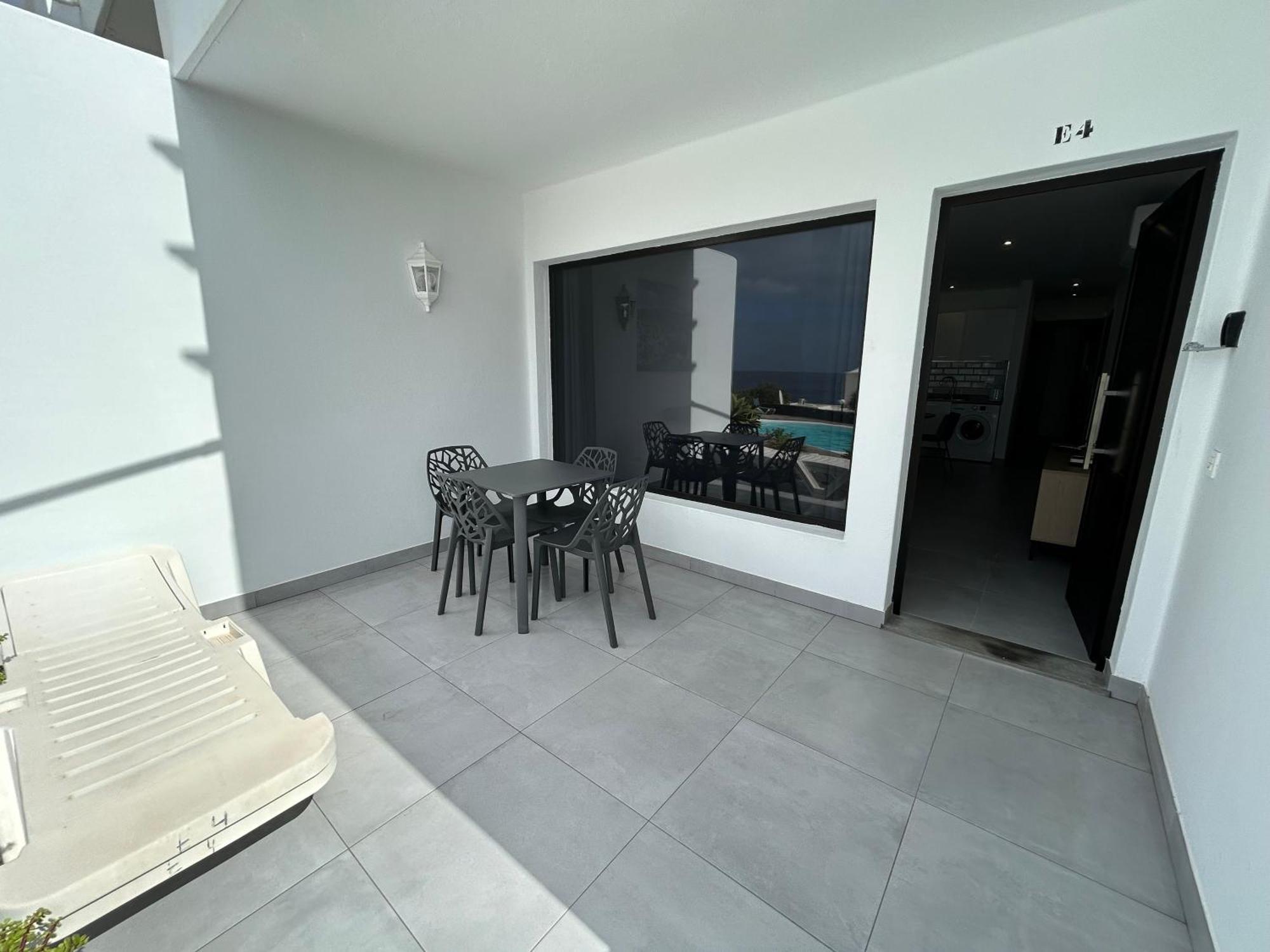 Stunning 2 Bedroom Seafront Apartment Puerto del Carmen  Exteriér fotografie